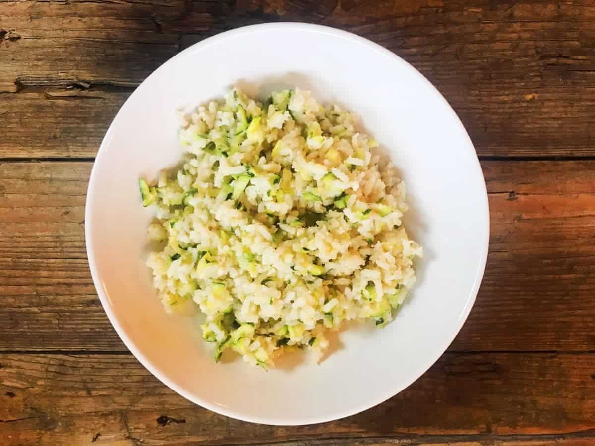 Riso integrale con cannellini e zucchine