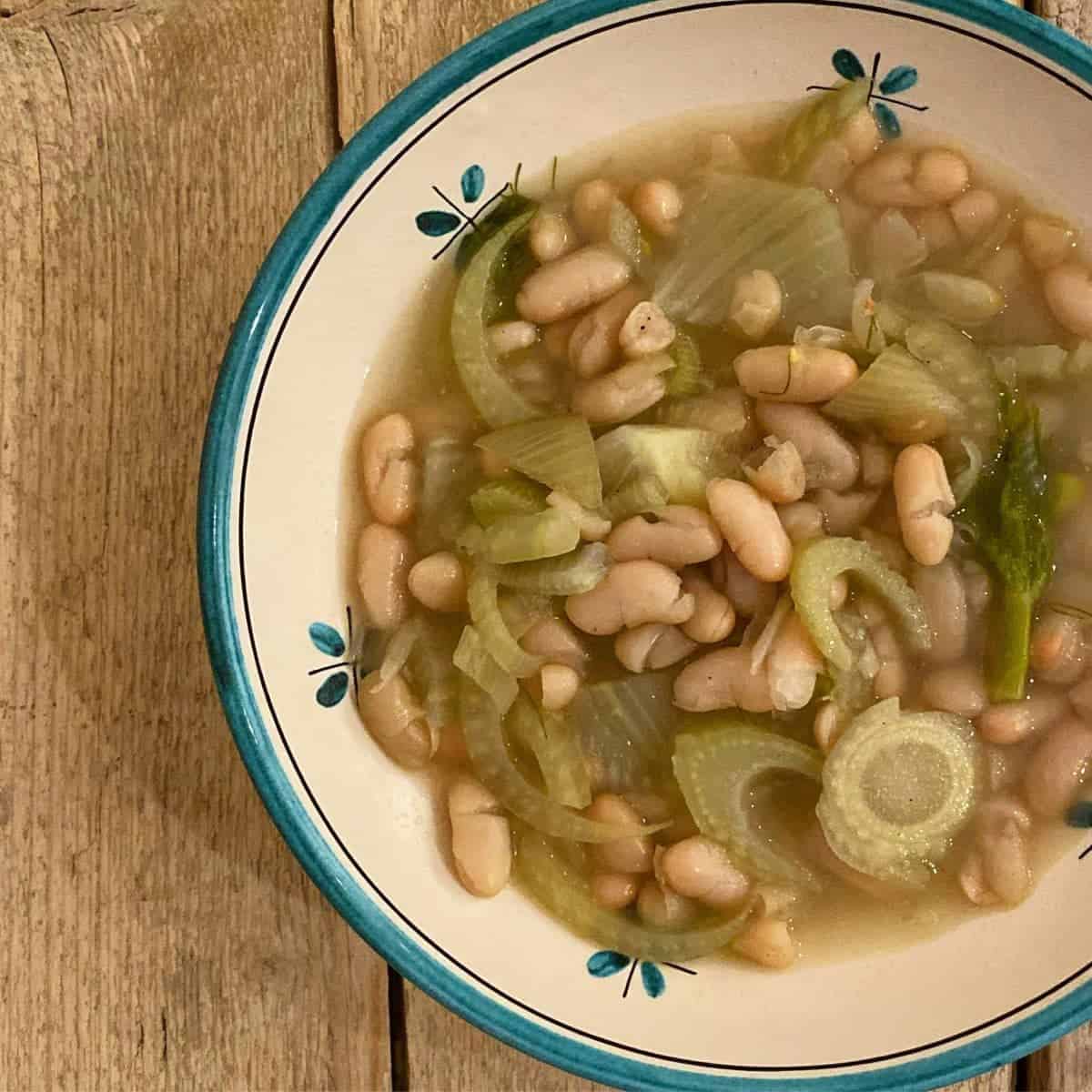 Zuppa di cannellini e finocchi